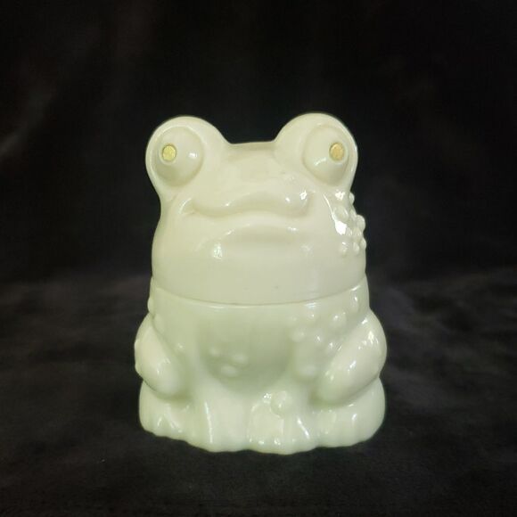 Small Vintage Avon Glass Frog Decanter - Picture 1 of 5